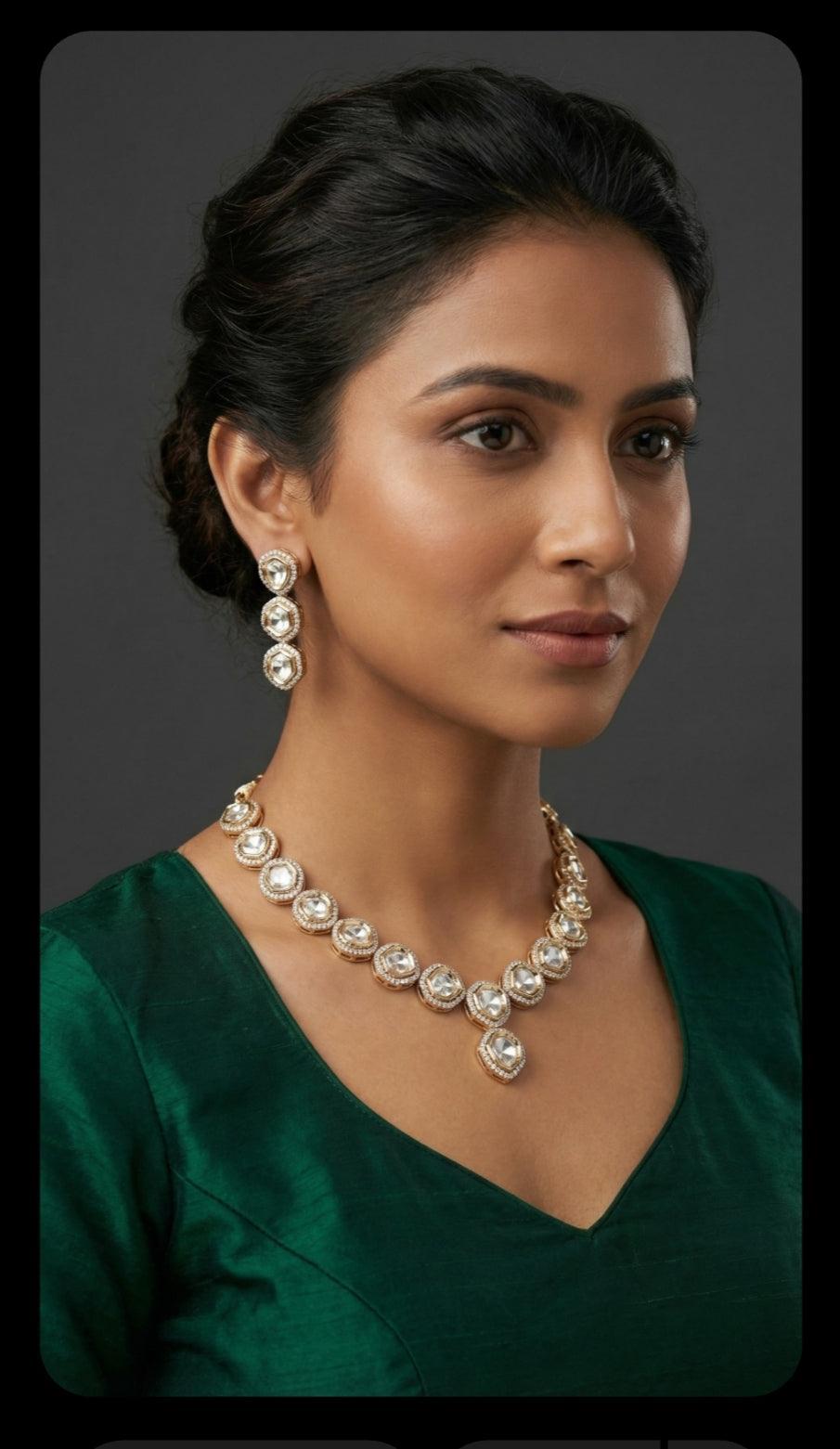 Tiyana Jewels Kundan Jewellery Set